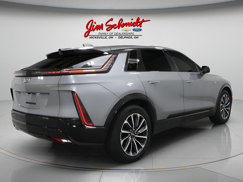 Used 2024 Cadillac Lyriq Sport AWD/4WD image 6