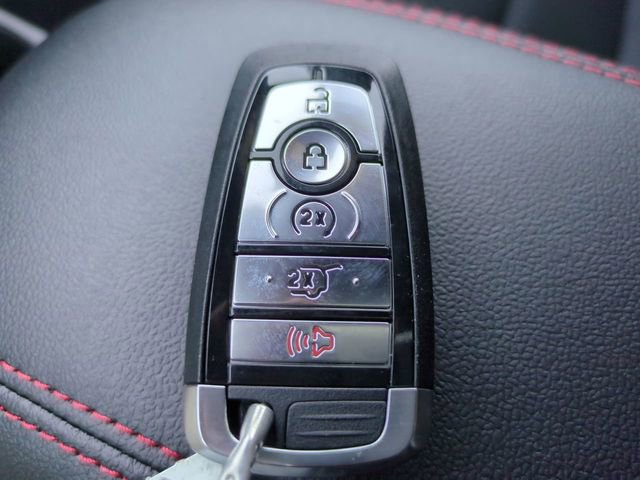 New 2026 Ford Escape ST-Line w/ Cold Weather Package image 32