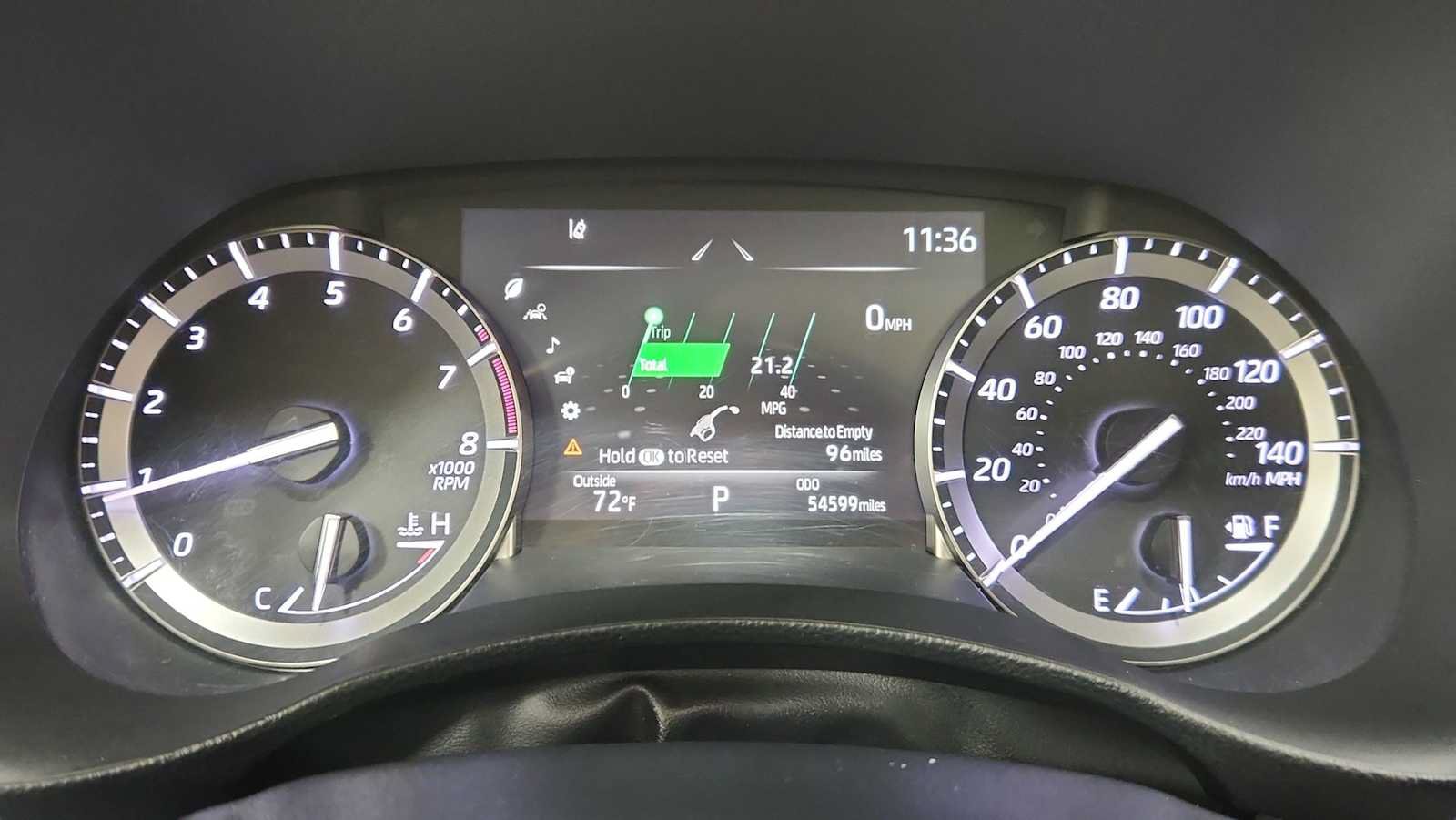 Certified 2022 Toyota Highlander XLE AWD/4WD image 17