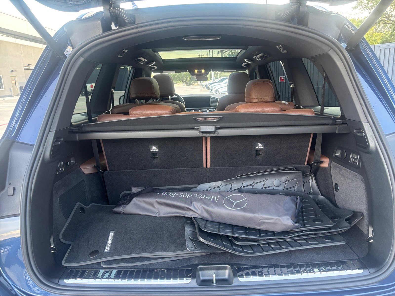 Used 2024 Mercedes-Benz GLS 450 4MATIC image 16