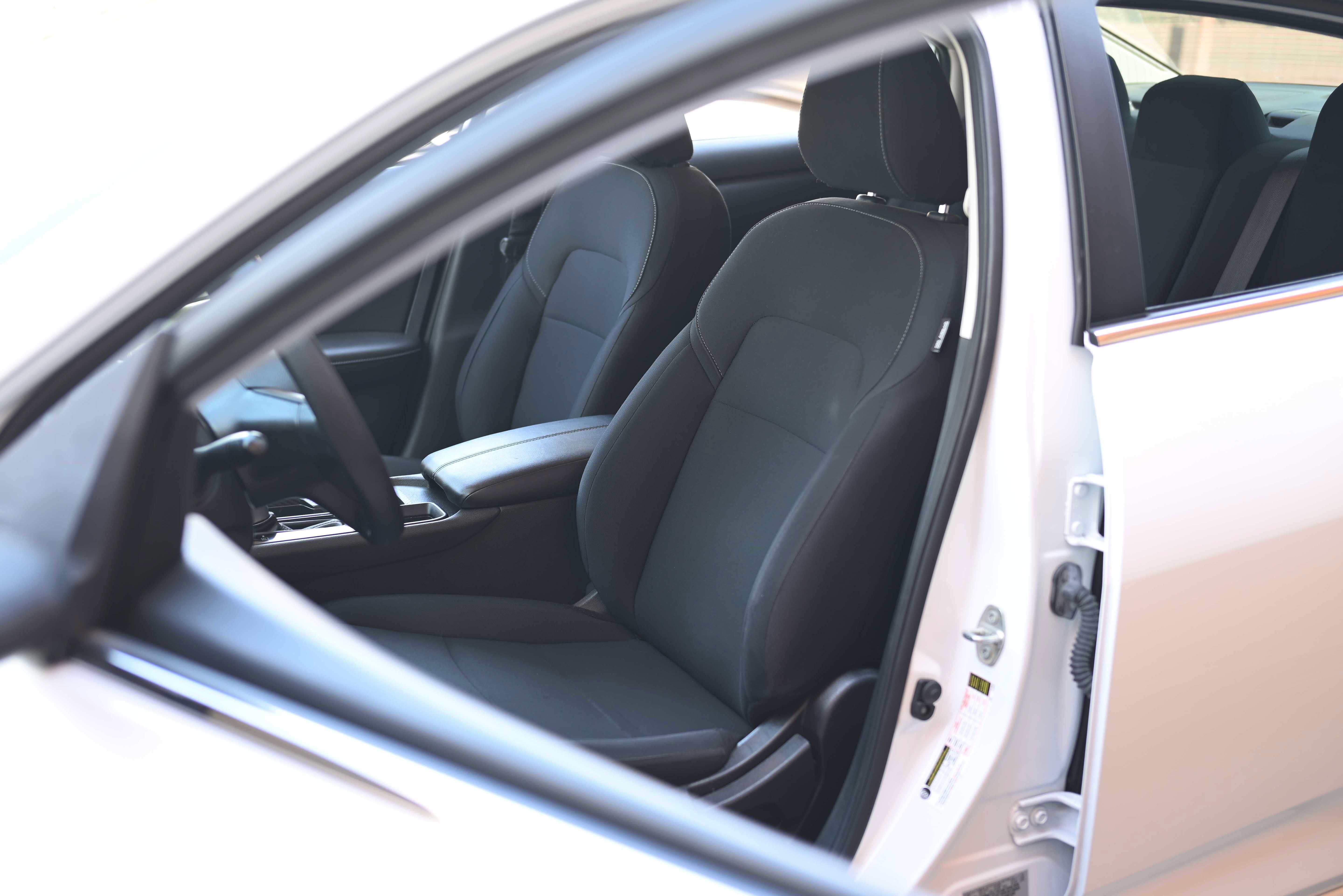 Used 2024 Nissan Sentra S FWD image 17