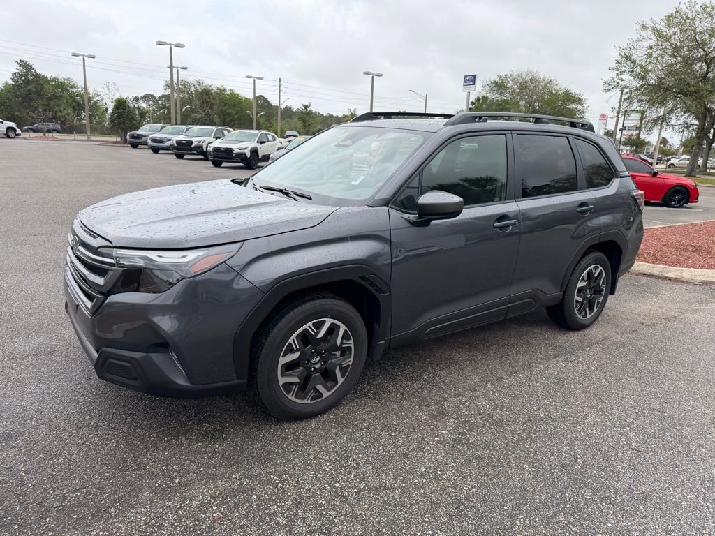 Used 2025 Subaru Forester Premium w/ Protection Package image 13