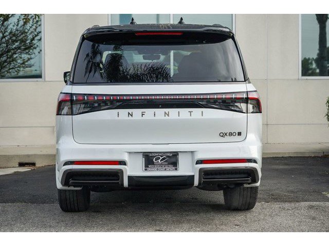New 2026 INFINITI QX80 Autograph w/ Premium Cargo Package image 5