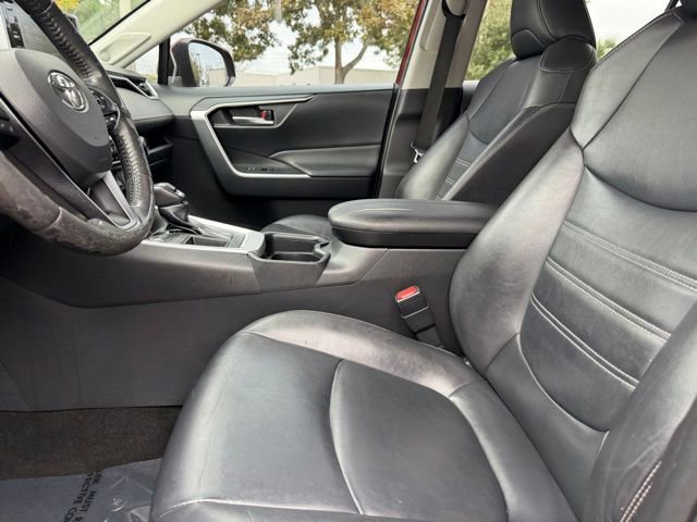 Used 2019 Toyota RAV4 XLE Premium w/ Advanced Technology Package image 17