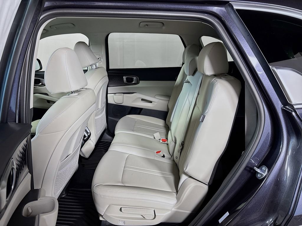 New 2025 Kia Sorento S image 20