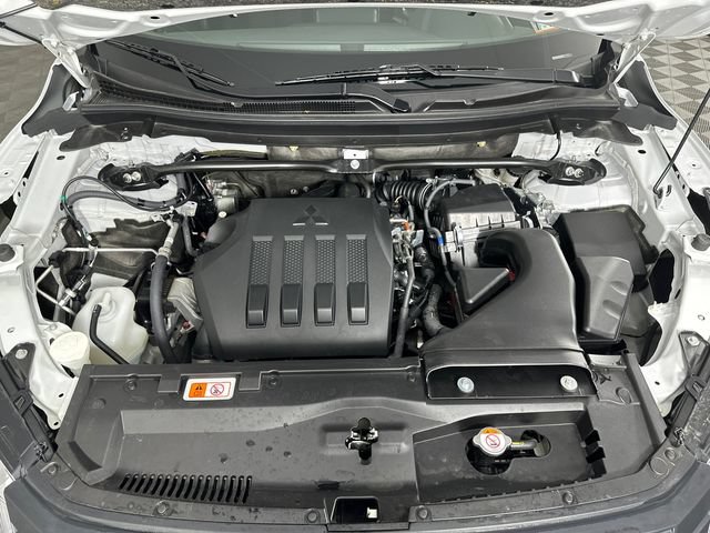 Used 2024 Mitsubishi Eclipse Cross LE AWD/4WD image 35