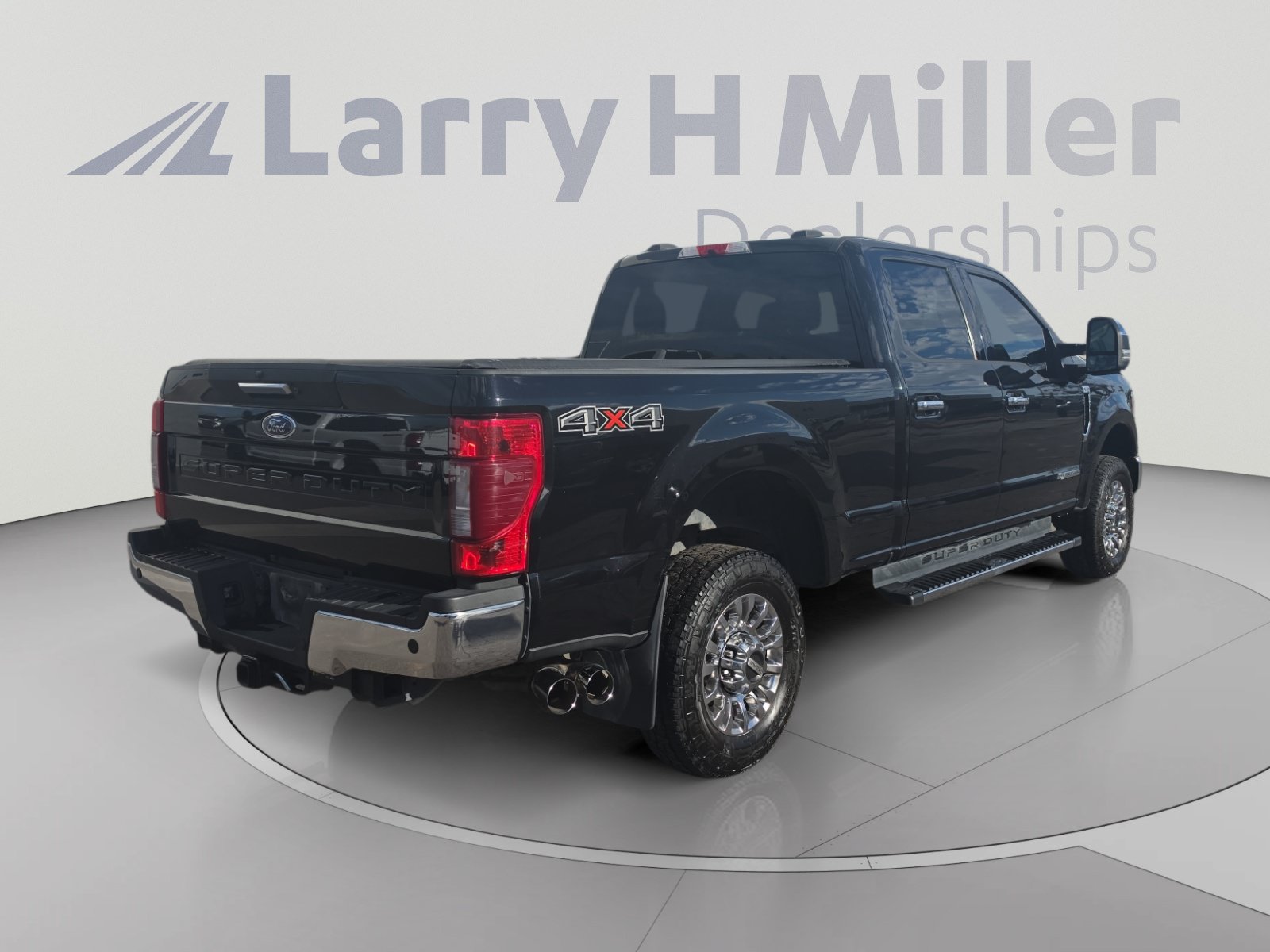 Used 2020 Ford F350 XLT w/ XLT Premium Package AWD/4WD image 5
