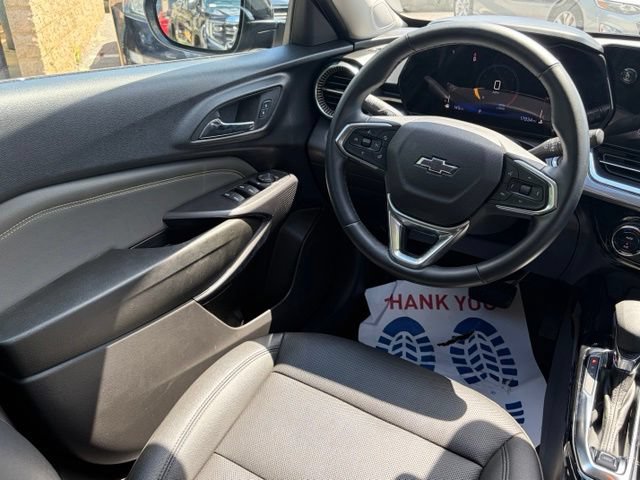 Used 2025 Chevrolet Trax ACTIV w/ Driver Confidence Package FWD image 29