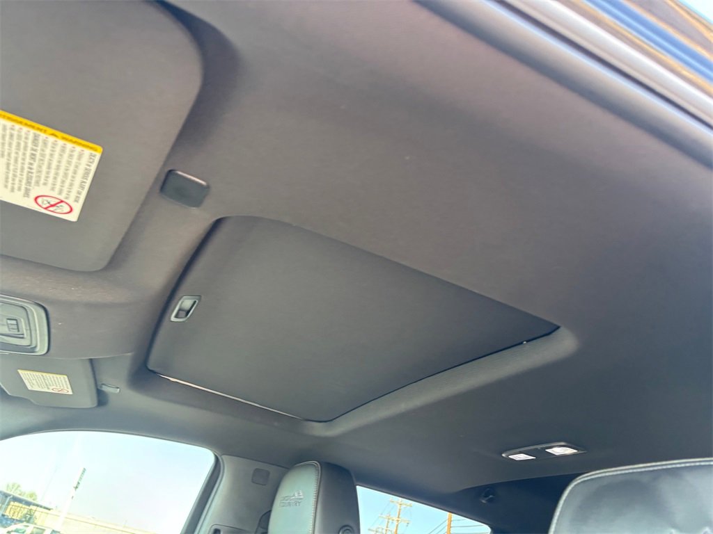 Used 2022 Chevrolet Silverado 3500 High Country w/ Safety Package II image 15