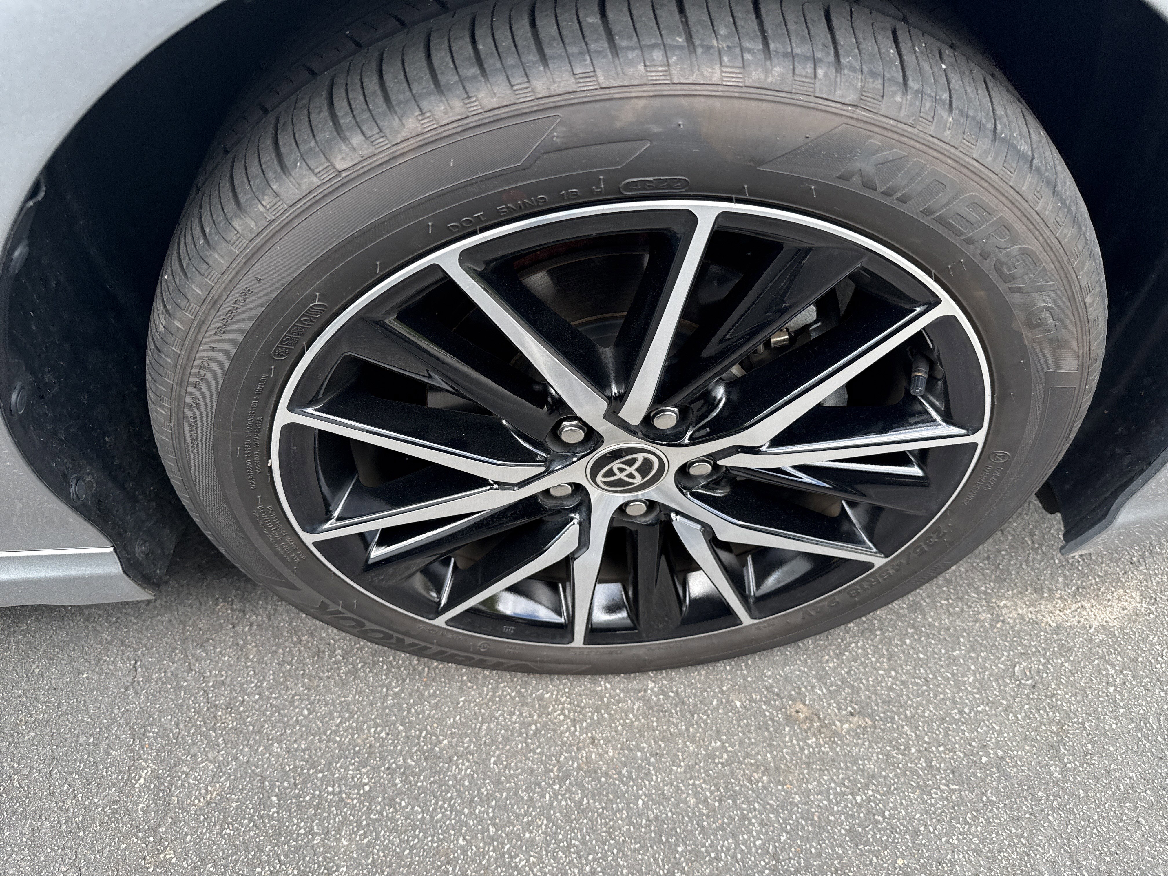 Used 2023 Toyota Camry SE w/ Convenience Package image 43