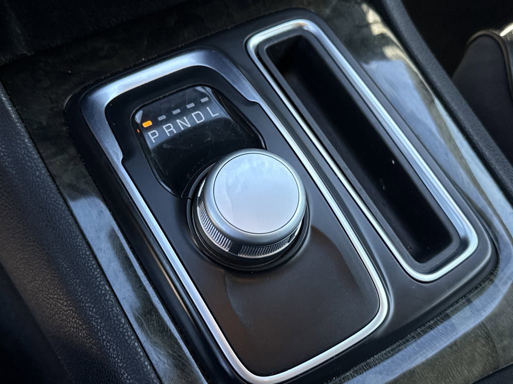 Used 2022 Chrysler 300 Touring L w/ Popular Equipment Group image 37