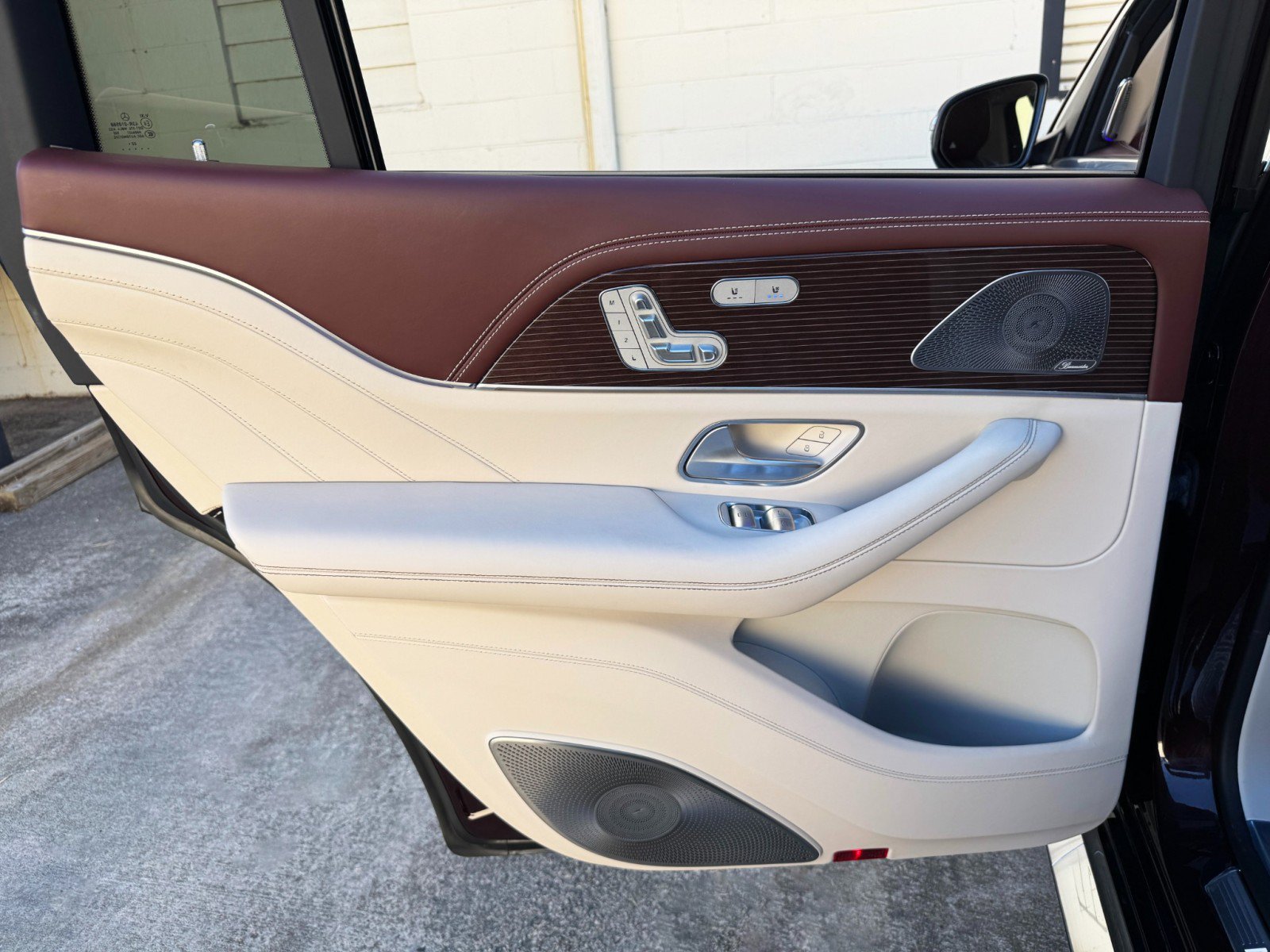 Used 2023 Mercedes-Benz Maybach GLS 600 4MATIC image 64