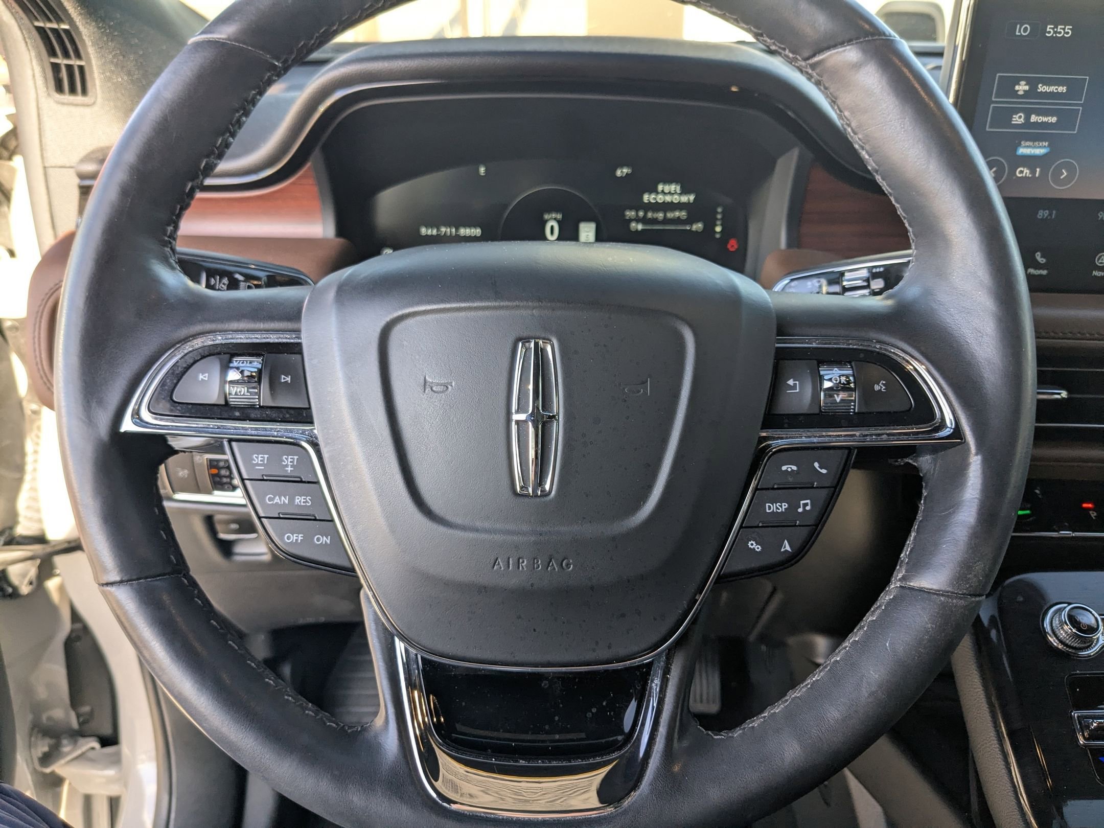 Used 2023 Lincoln Nautilus Reserve w/ Luxury Package image 13