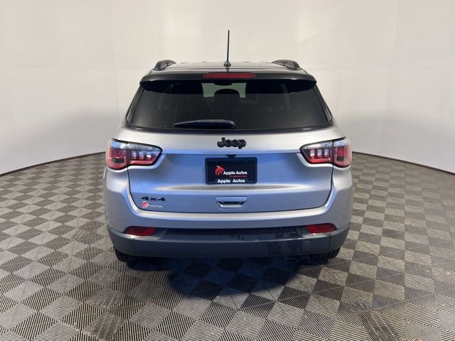 Certified 2018 Jeep Compass Latitude image 8