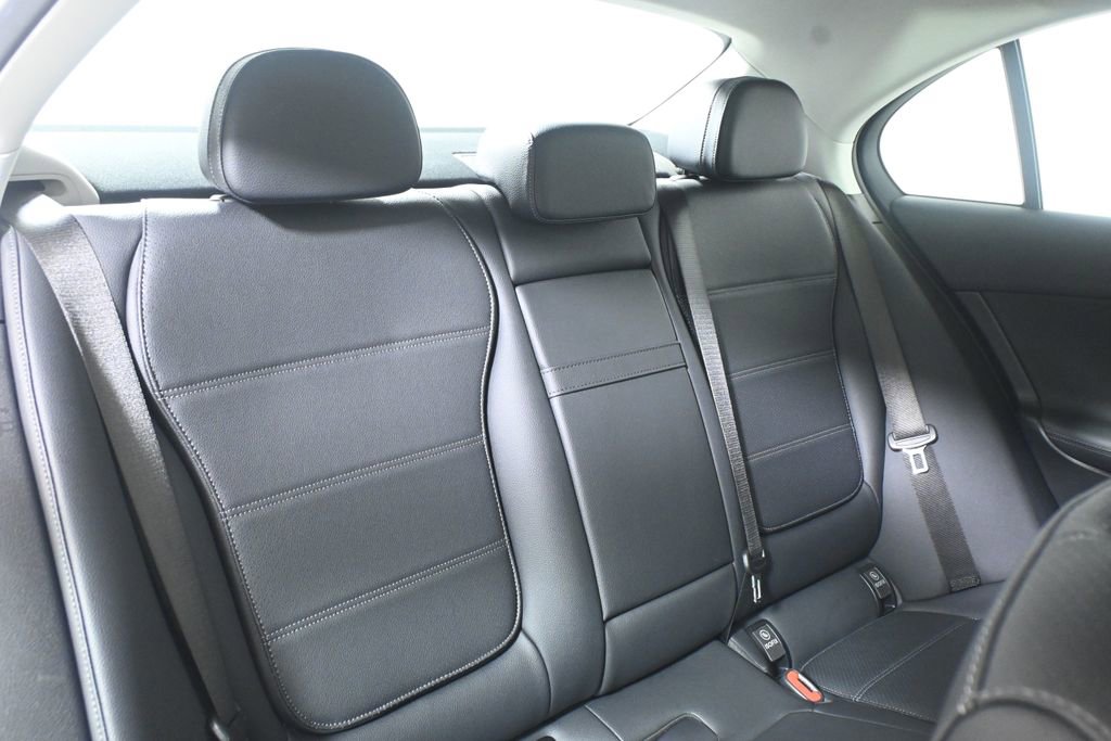 Used 2023 Mercedes-Benz C 300 4MATIC Sedan image 33
