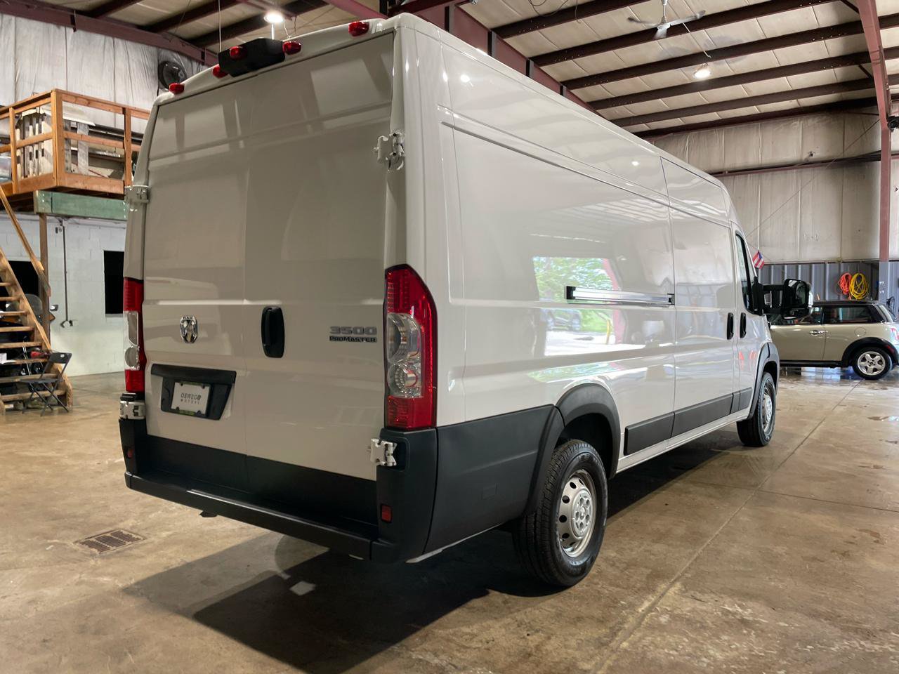Used 2023 RAM ProMaster 3500 w/ Safety Group FWD image 5