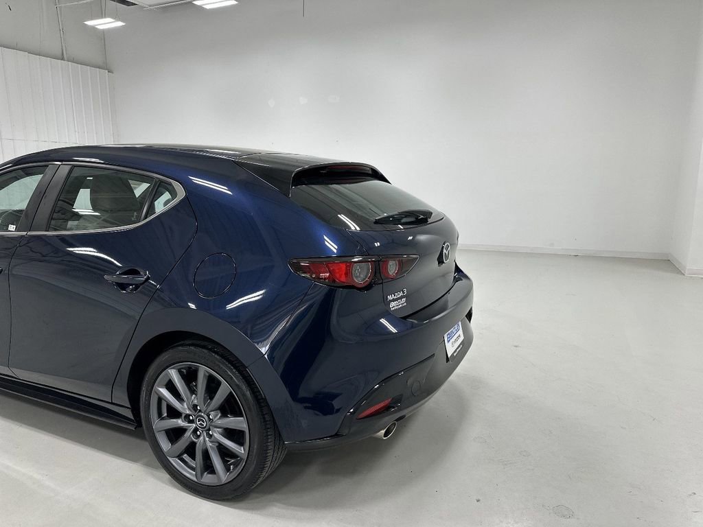 Used 2021 MAZDA MAZDA3 s image 14