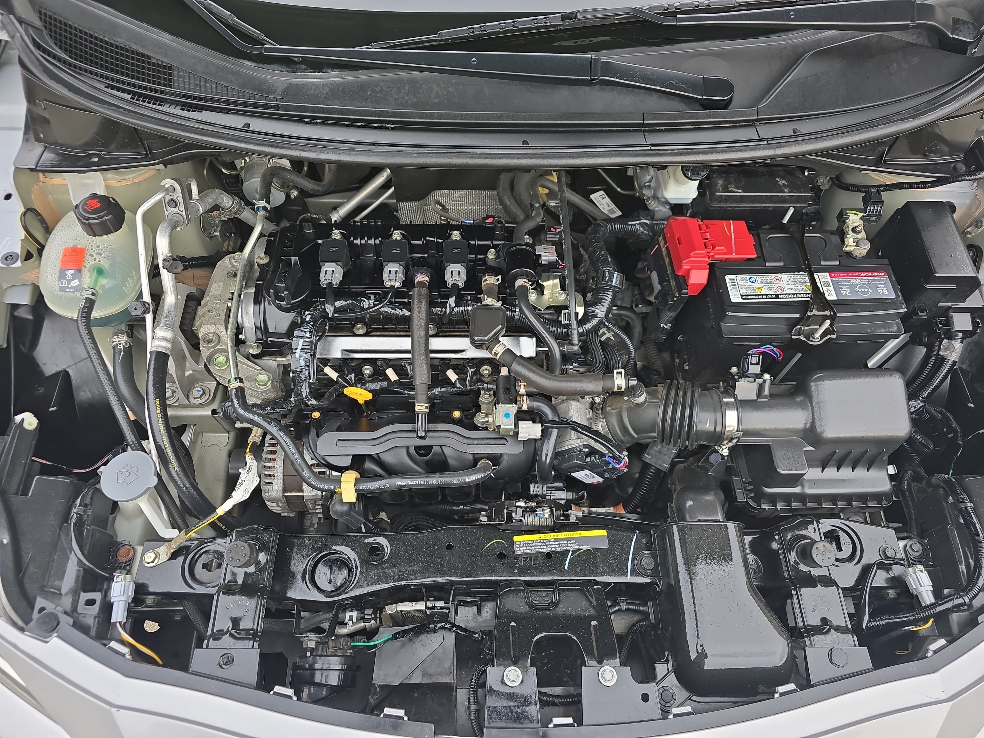 Used 2020 Nissan Versa SV FWD image 31