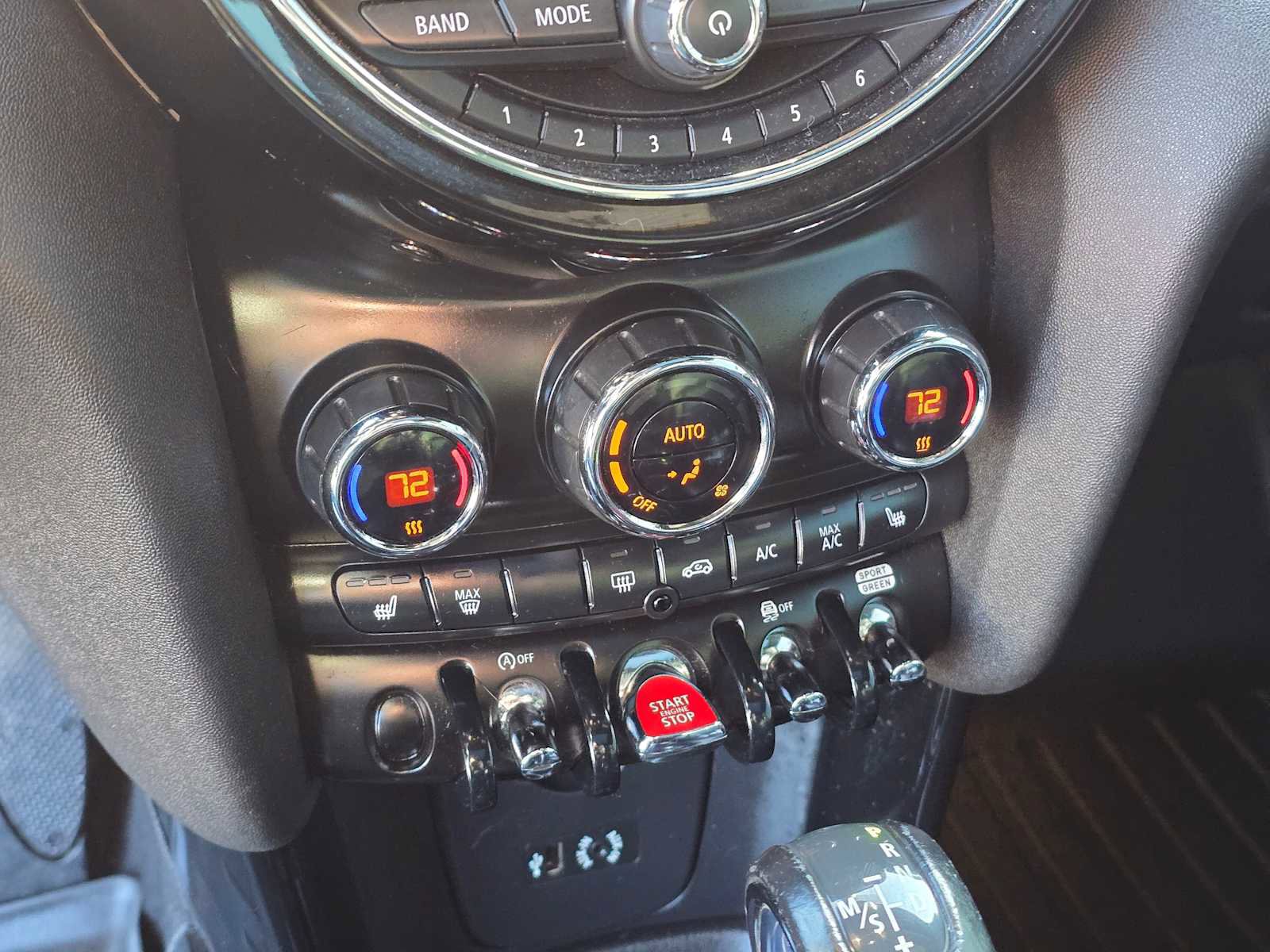 Used 2018 MINI Cooper S image 27