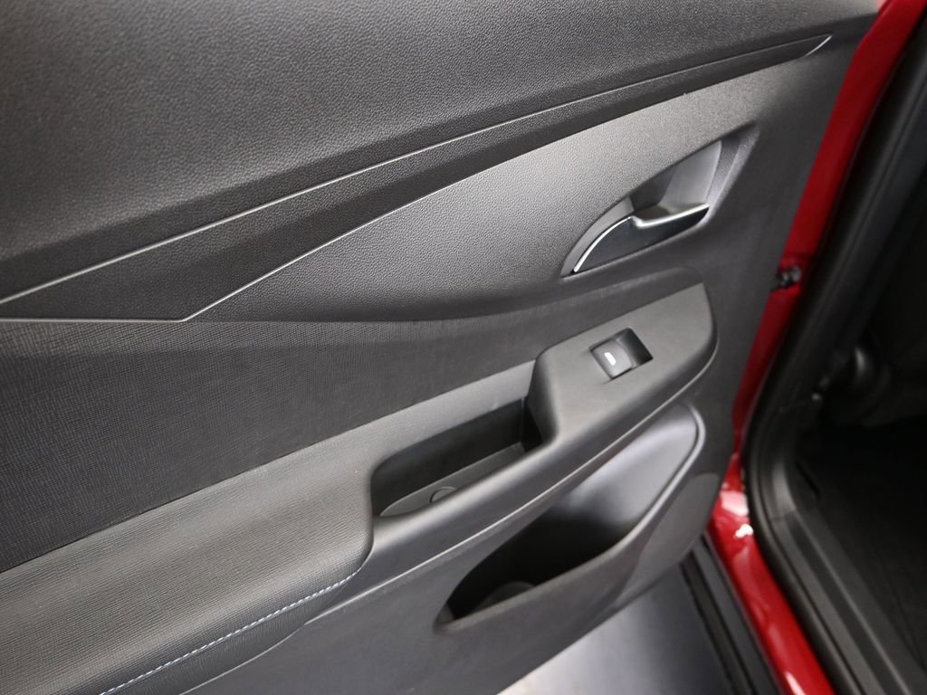 Used 2025 Buick Envista Sport Touring w/ Convenience II Package image 15