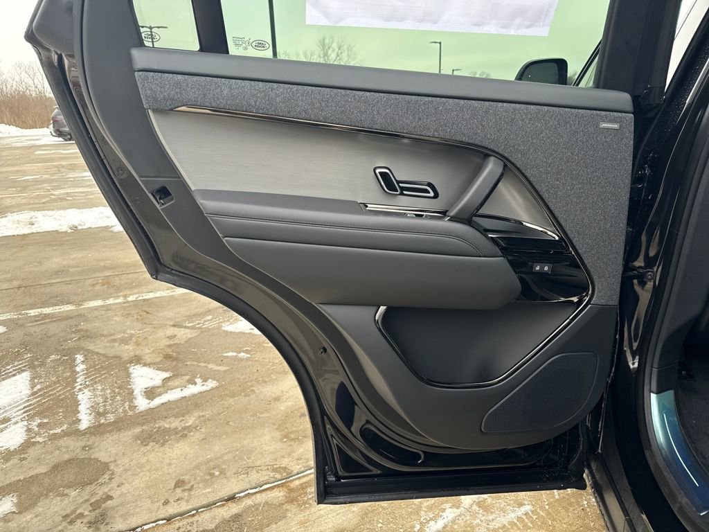 New 2026 Land Rover Range Rover Sport SE image 13