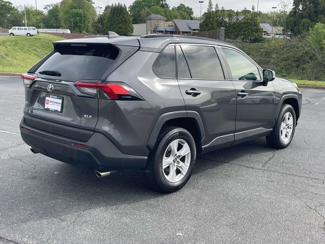 Used 2020 Toyota RAV4 XLE image 6