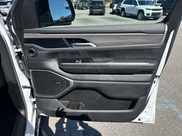 Used 2024 Jeep Wagoneer Series III image 11