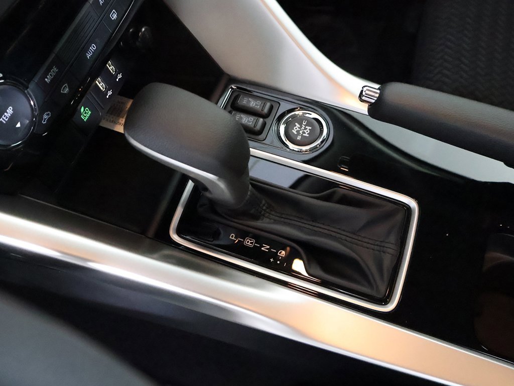 New 2025 Mitsubishi Eclipse Cross LE image 42