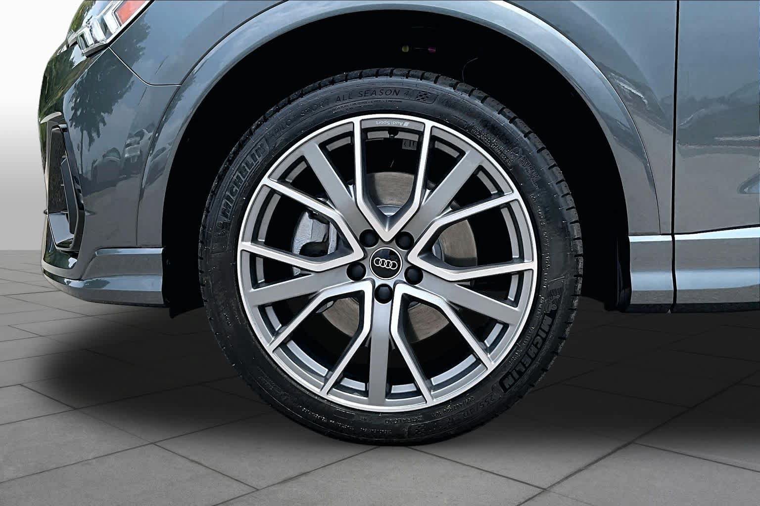 Used 2025 Audi Q3 2.0T Premium Plus AWD/4WD image 10
