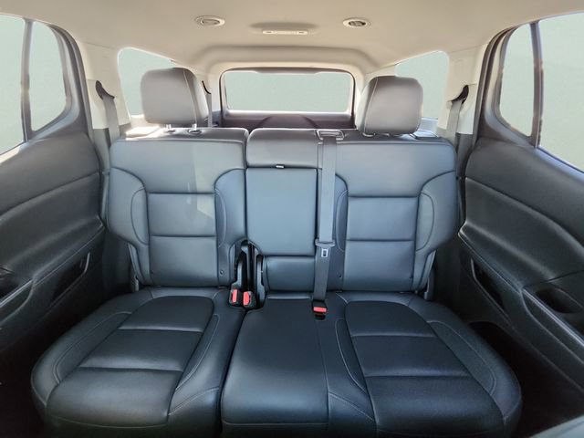 Used 2023 GMC Acadia SLT image 17