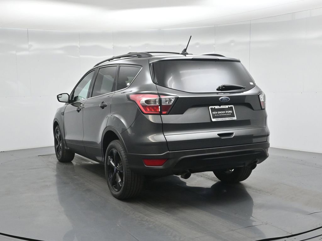 Certified 2018 Ford Escape SEL image 28