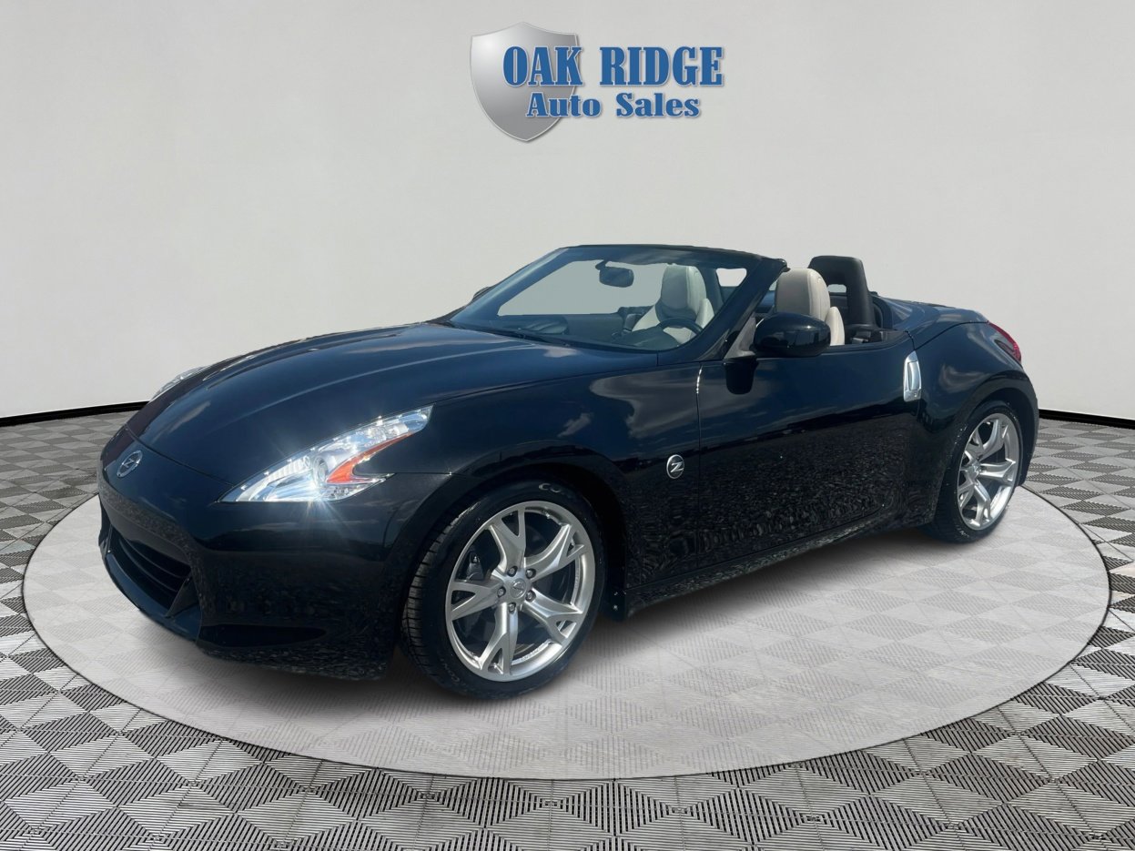 Used 2011 Nissan 370Z Touring w/ Sport Pkg image 1