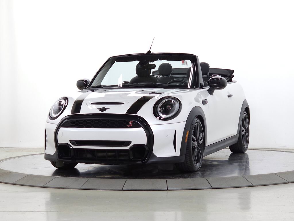 Used 2023 MINI Cooper S FWD image 3
