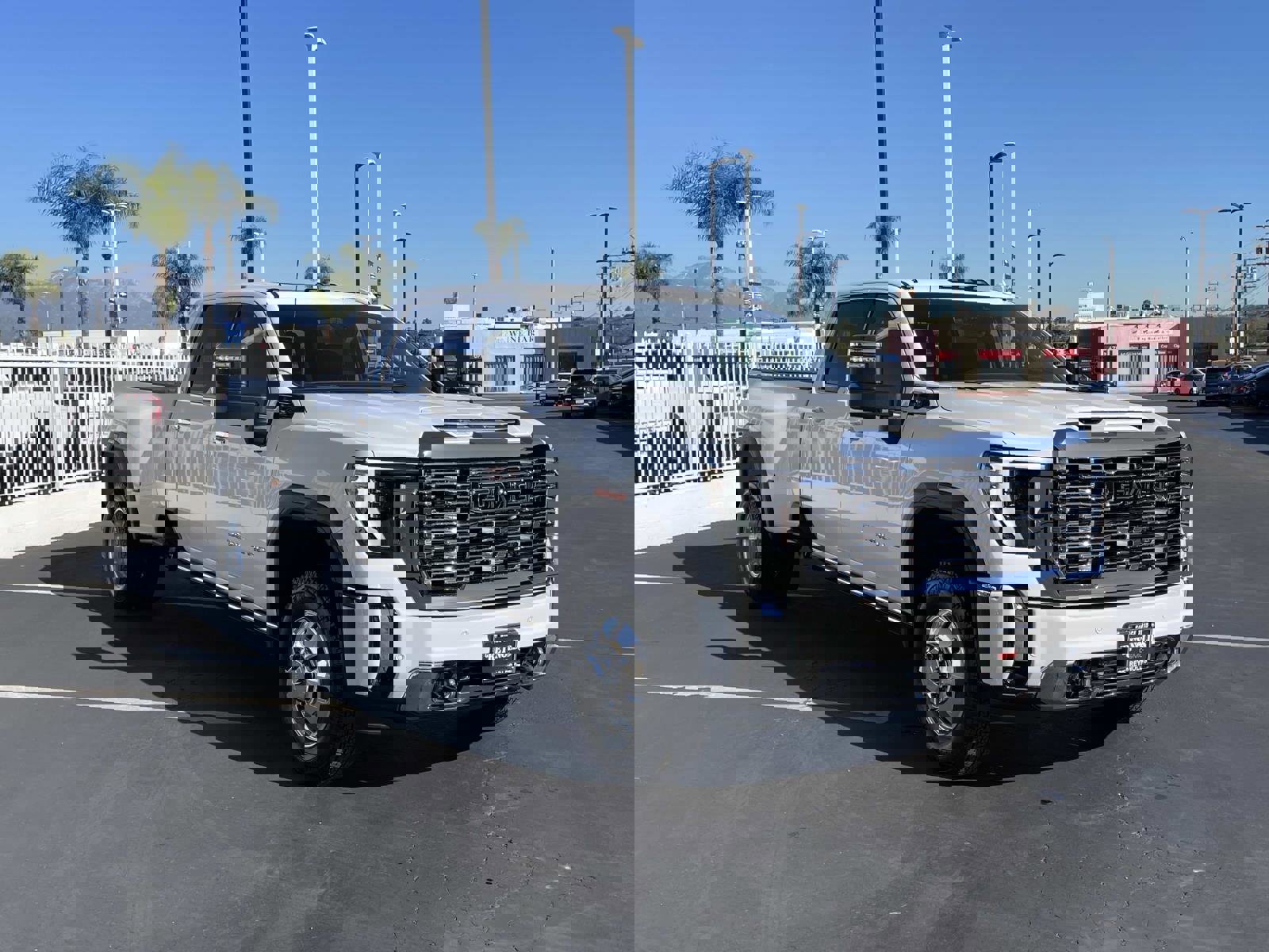 New 2026 GMC Sierra 3500 Denali w/ Denali Reserve Package image 3