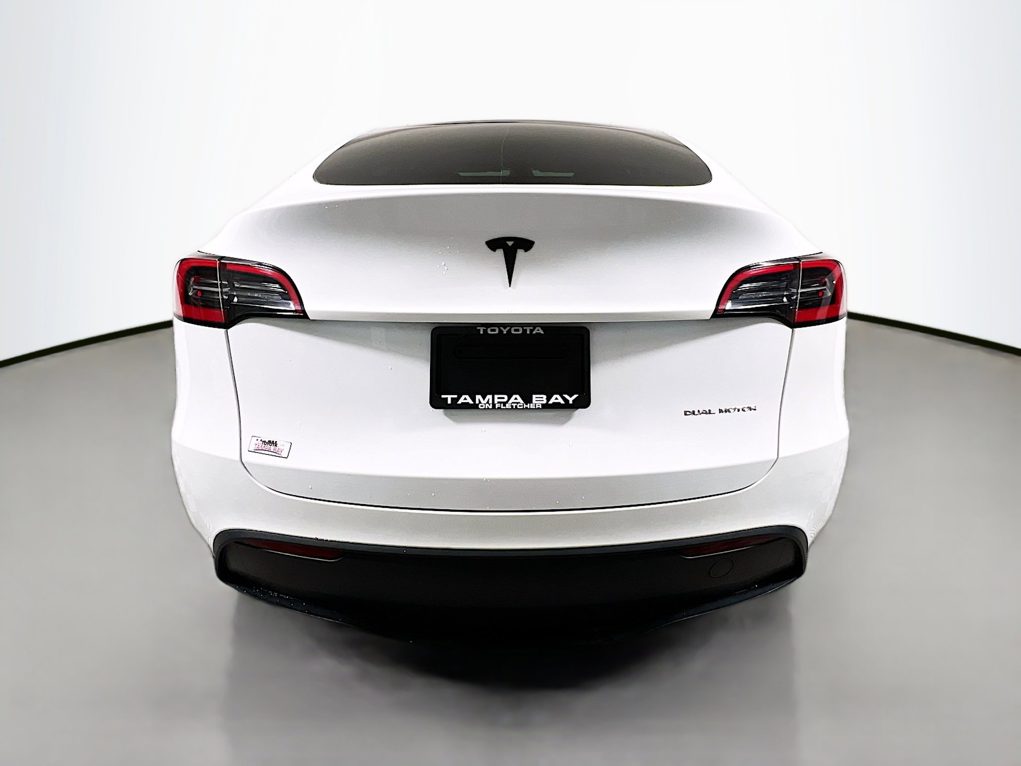 Used 2023 Tesla Model Y Long Range image 6