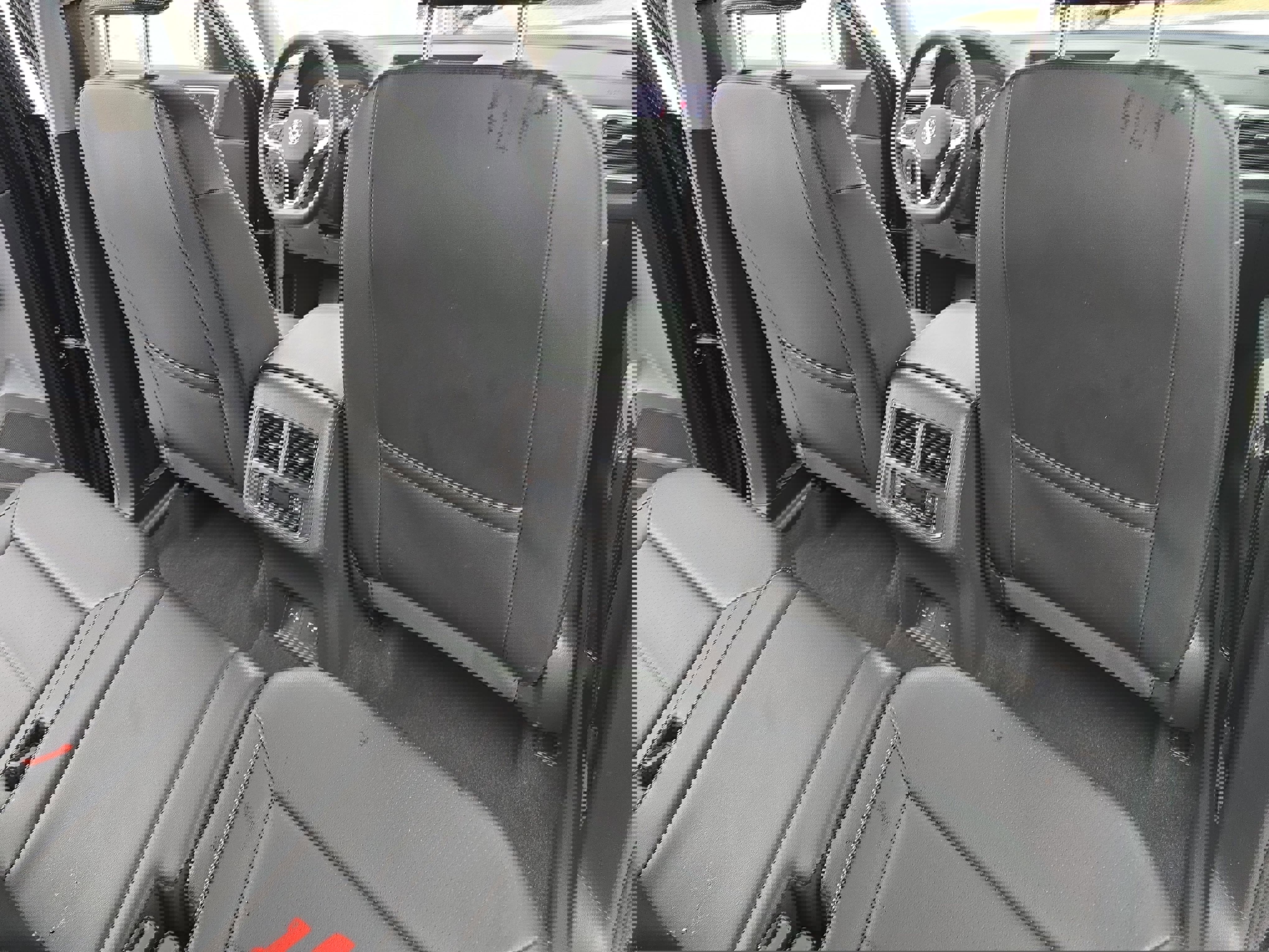 Certified 2023 Volkswagen Atlas SE image 11