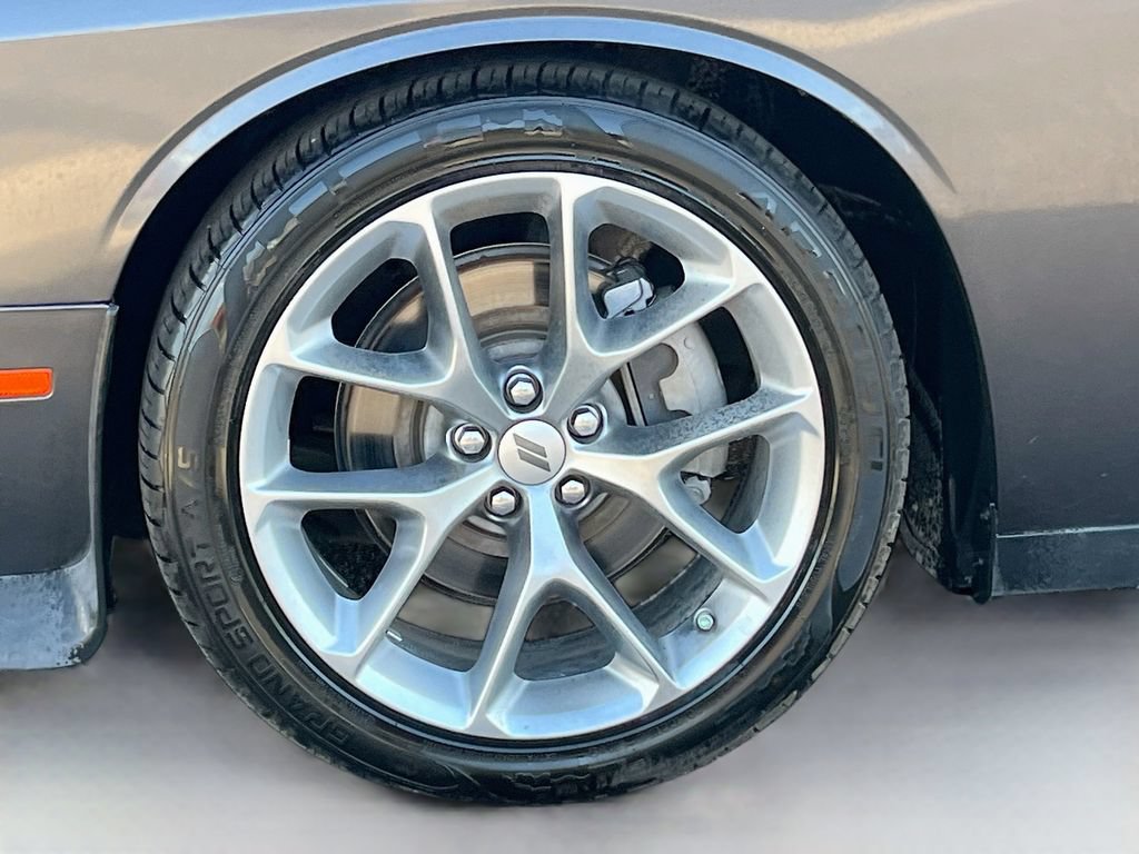 Used 2022 Dodge Challenger GT RWD image 28