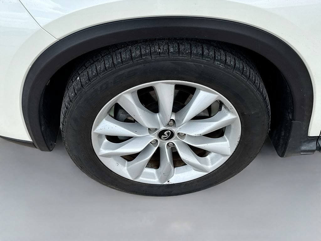 Used 2019 INFINITI QX50 Essential w/ Premium Heat Package FWD image 30