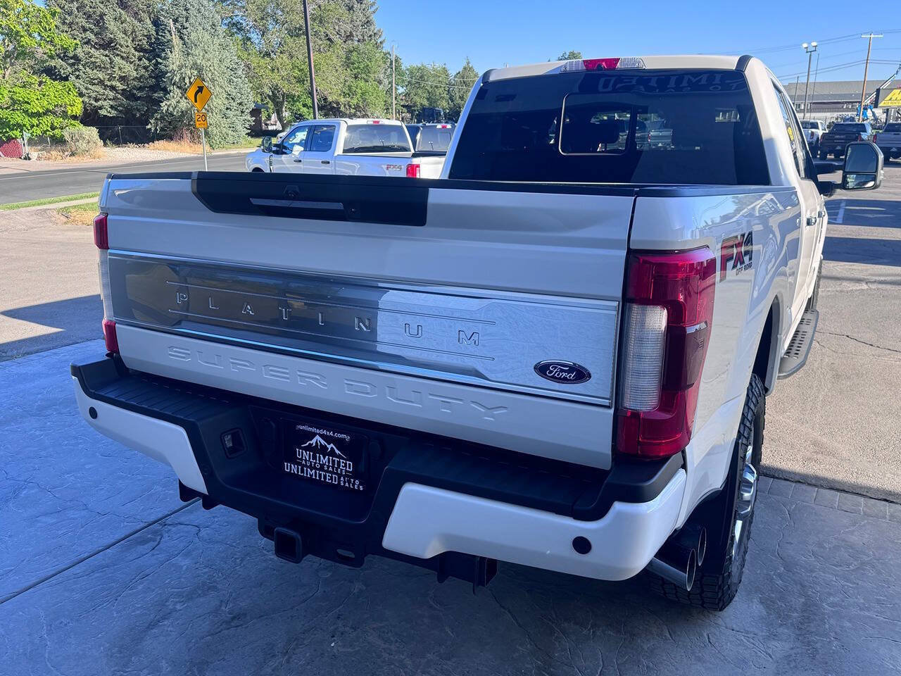 Used 2019 Ford F350 Platinum w/ Platinum Ultimate Package AWD/4WD image 10