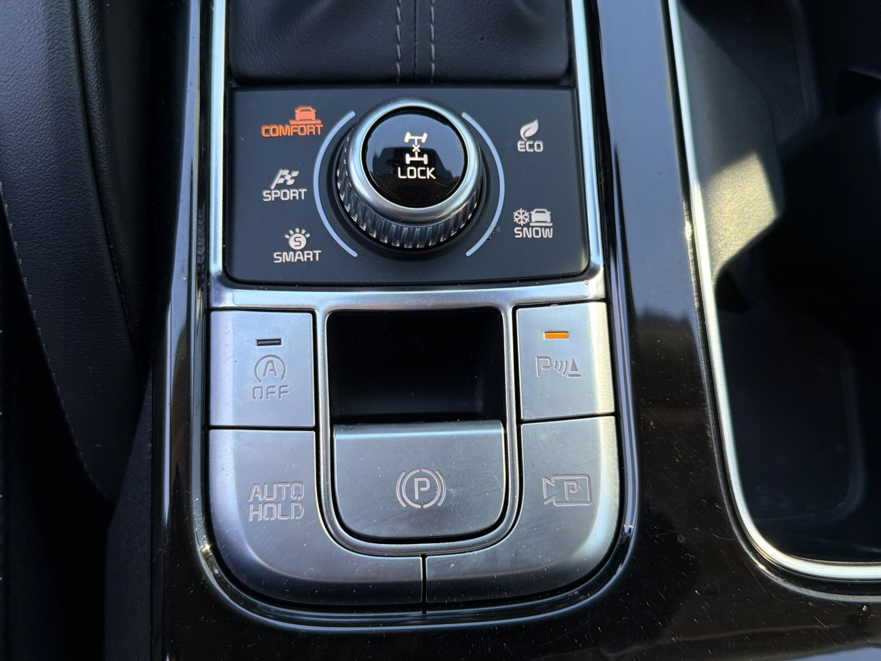 Certified 2024 Kia Telluride SX Prestige AWD/4WD image 27
