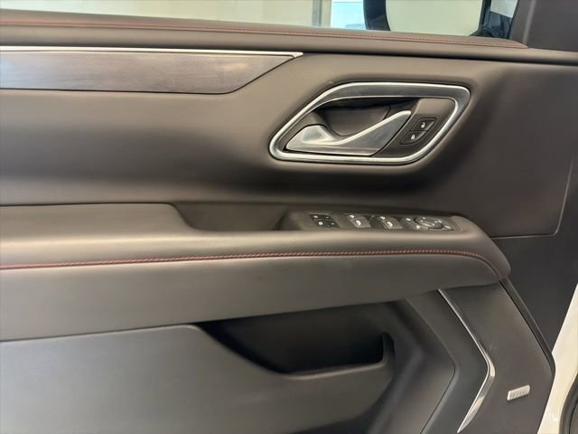 Used 2022 Chevrolet Suburban RST w/ Luxury Package AWD/4WD image 33