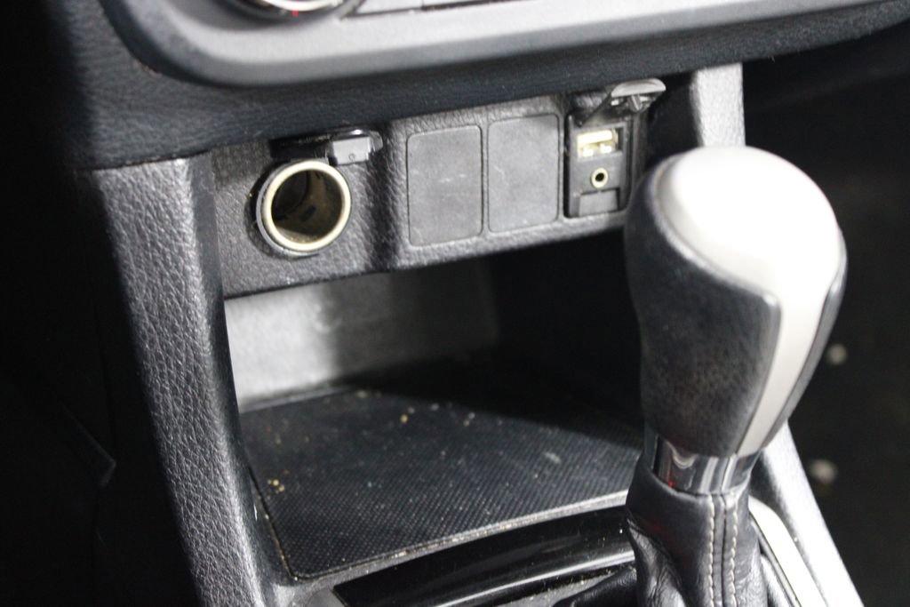 Used 2016 Toyota Corolla LE image 23