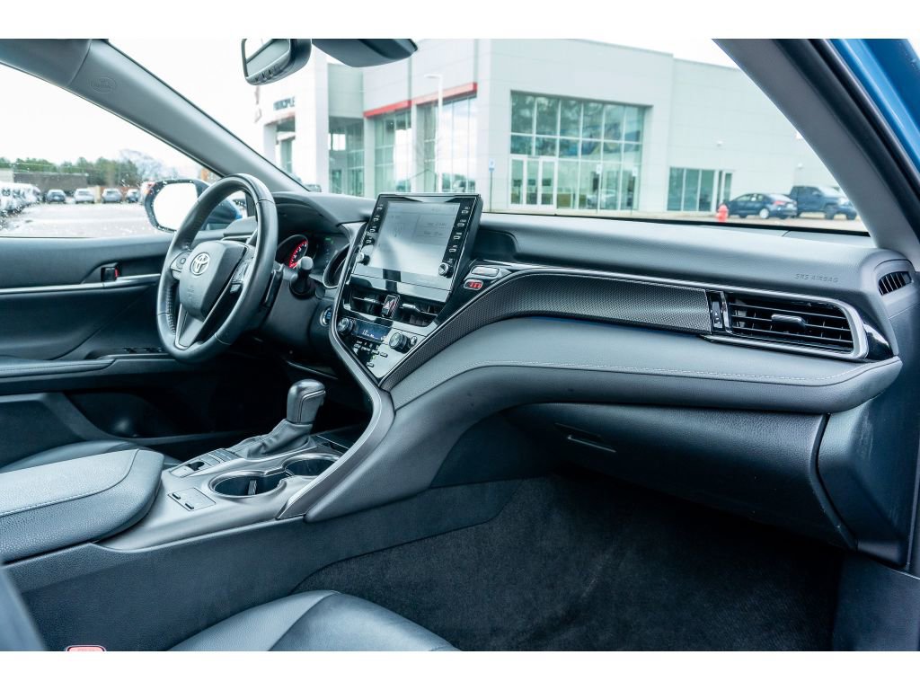 Used 2024 Toyota Camry XSE image 17