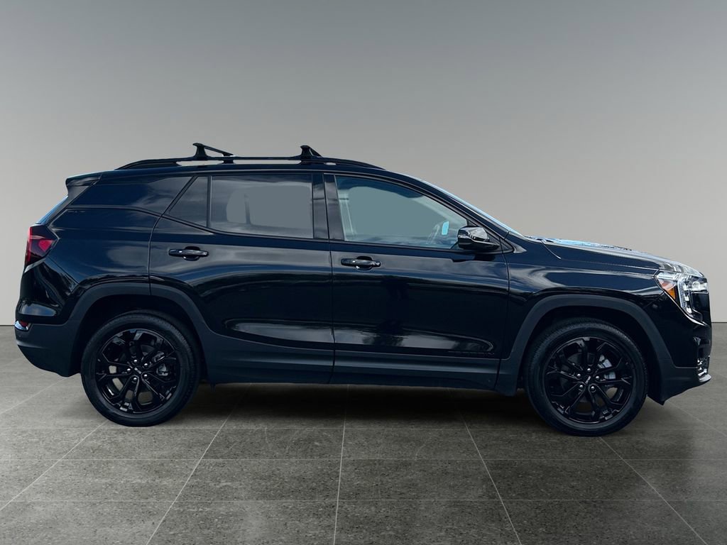 Used 2022 GMC Terrain SLT w/ Infotainment Package II image 8