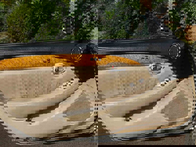 Used 2003 Lexus SC 430 Convertible image 30