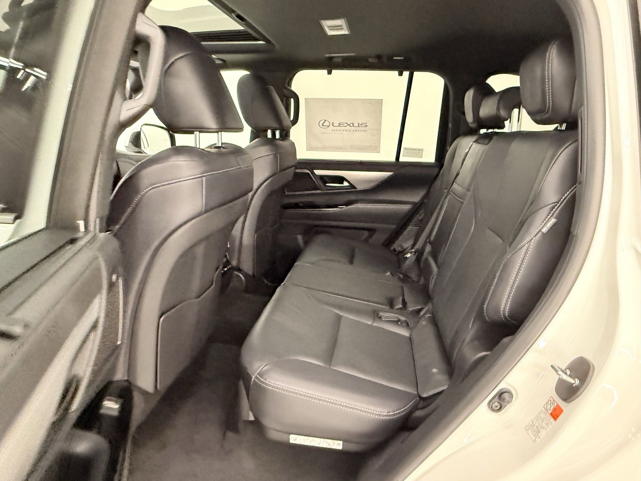 New 2025 Lexus LX 700h F Sport image 13