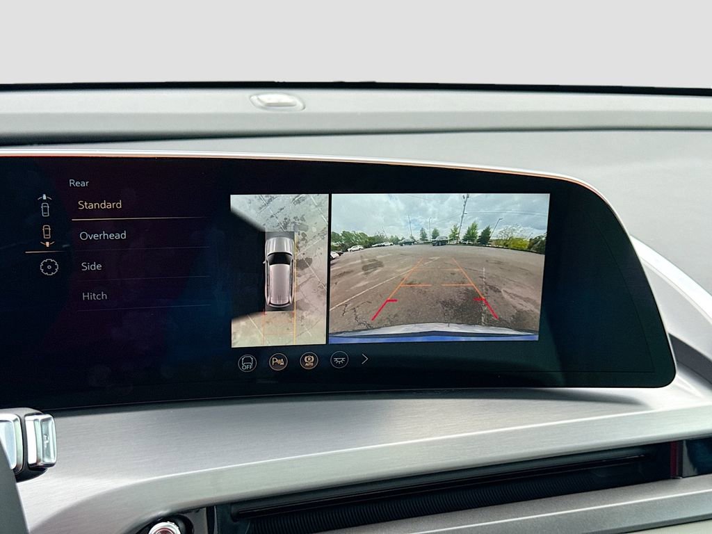 New 2026 Cadillac Vistiq Sport w/ LPO, Floor Liner Package image 14