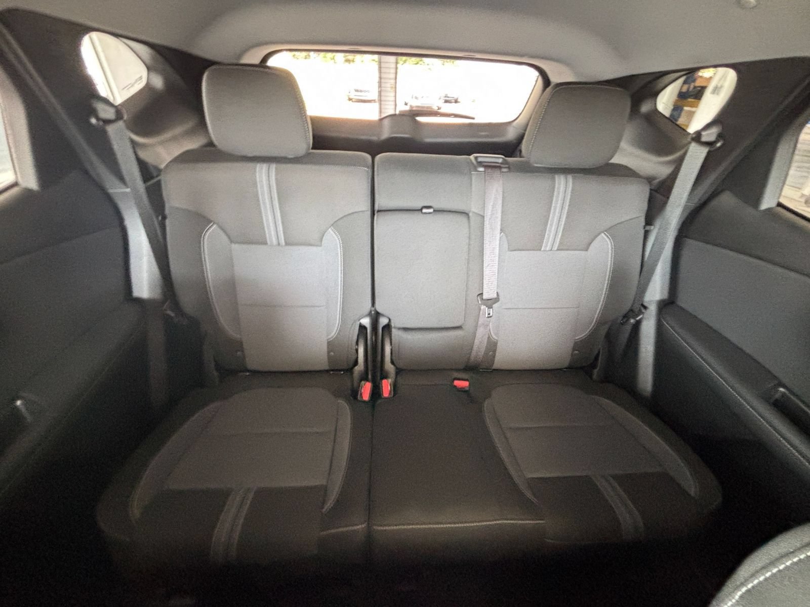 Used 2025 Chevrolet Blazer LT FWD image 38