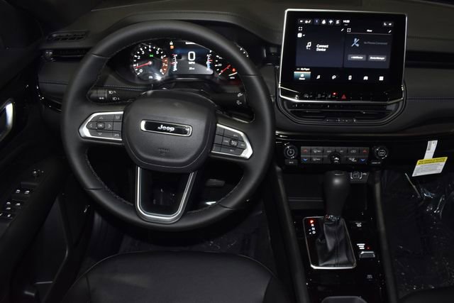 New 2026 Jeep Compass Latitude w/ Sun and Sound Group image 13