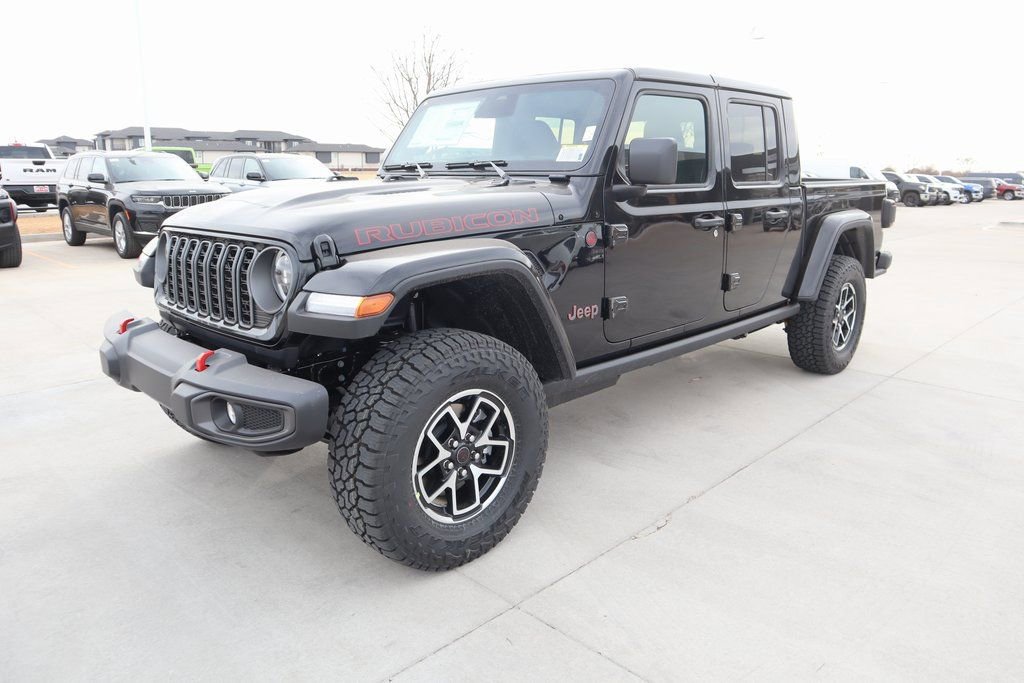 New 2026 Jeep Gladiator Rubicon w/ Steel Power Dome Hood Package AWD/4WD image 10